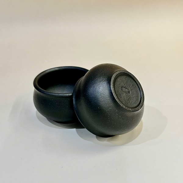 Ly trà tử sa đất cũ nguyên khoáng cỡ nhỏ đẹp màu hắc sa 50ml CTS54