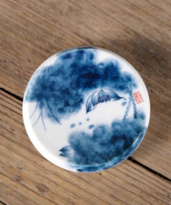 Lót ly trà sứ cảnh đức vẽ tay sơn thủy dáng tròn dày đẹp 9.8x1.8cm LC47.