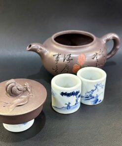 Gác nắp ấm sứ cảnh đức men thanh hoa vẽ tay nhỏ đẹp DC87