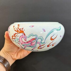 Thuyền trà sứ cảnh đức vẽ tay hươu mẫu đơn men phấn thái cao cấp 10.5x15x7cm TT32