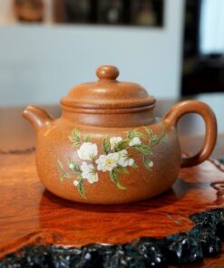 Ấm tử sa Nghi Hưng chuyết chỉ họa hoa mẫu đơn 250ml ATS523