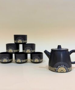 Bộ ấm trà Nê Hưng dáng Đức Trung cao khắc trống đồng trắng 250ml AT104
