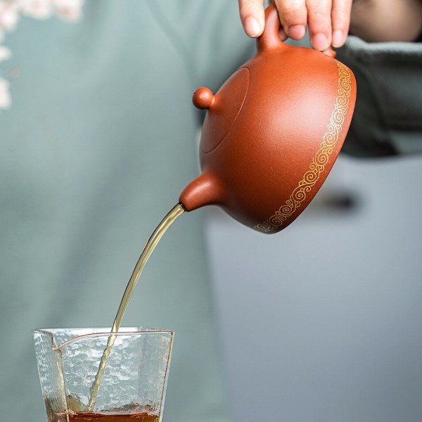 Am Tu Sa Dat Cu Chu Ne Dang Ban Nguyet Tron 300ml ATS113 (5)