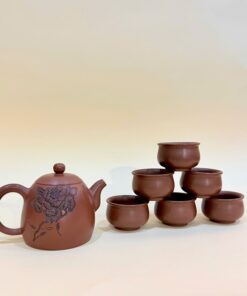 Bộ ấm chén tử sa nê hưng dáng tần quyền khắc sen đẹp hỏa biến 260ml BAT108