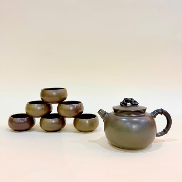 Bộ ấm chén hỏa biến tử sa nê hưng trúc đoạn xanh ngọc thủ công 250ml BAT197