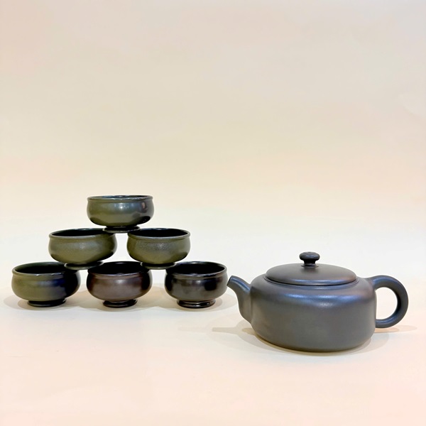 Bộ ấm chén tử sa nê hưng hỏa biến xanh dáng tuyến viên 300ml BAT300