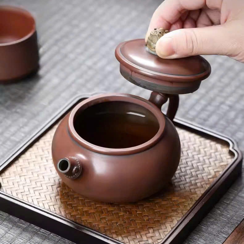 Ấm Nê Hưng Đức Trung Trúc Đoạn Thiềm Thừ Ngự Nắp 250ml AKC134 - Ảnh 3