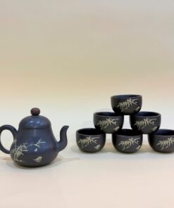 Bộ Ấm Trà Nê Hưng Dáng Tư Đình 6 Chén Khắc Trúc 250ml AT101