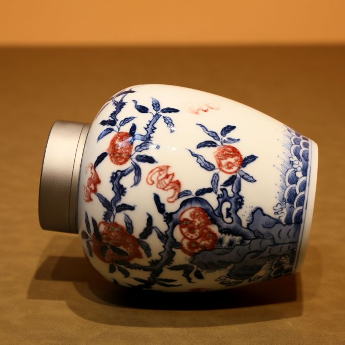 Hũ Trà Sứ Cảnh Đức Vẽ Tay Quả Đào 900ml HT103 - Ảnh 2