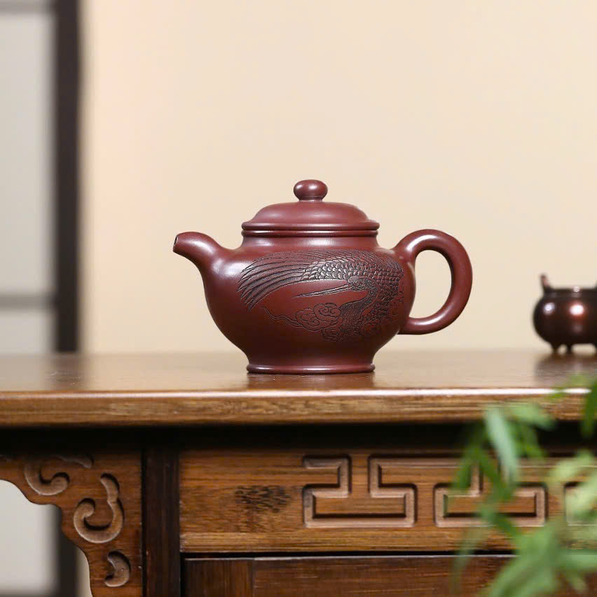 Ấm Tử Sa Chuyết Chỉ Đáy Tào Thanh Khắc Tiên Hạc 380ml ATSM23