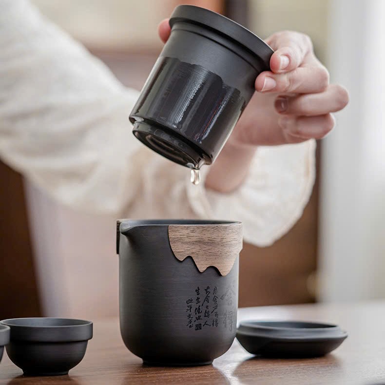 Bộ Ấm Trà Tử Sa Du Lịch Trơn 6 Chén Đen AT309 - Ảnh 2