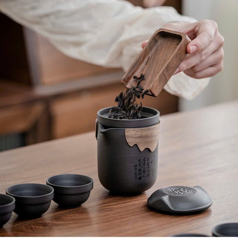 Bộ Ấm Trà Tử Sa Du Lịch Trơn 6 Chén Đen AT309 - Ảnh 3