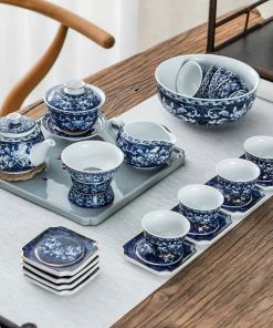 Bộ Ấm Trà Sứ  Lam Trắng Họa Tiết Mẫu Đơn AT116